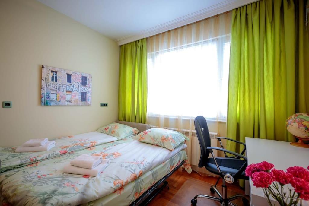 Green Apartment - Top Location, Near City Center! Sofia Exterior photo